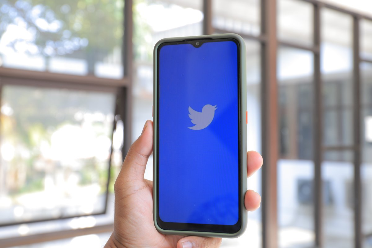 SSRN (@ssrn) on Twitter photo Socially Acceptable #SecuritiesFraud: This Article asks the question: Do we not distinguish at all between a #tweet & a press release?
Read More: spkl.io/60174lEKc
Subscribe for Free: spkl.io/60184lEKY
<a href="/ProfChristyHurt/">Christine Hurt</a> <a href="/SMULawSchool/">SMU Dedman School of Law</a> #LawTwitter Socially Acceptable #SecuritiesFraud: This Article asks the question: Do we not distinguish at all between a #tweet & a press release?
Read More: spkl.io/60174lEKc
Subscribe for Free: spkl.io/60184lEKY
<a href="/ProfChristyHurt/">Christine Hurt</a> <a href="/SMULawSchool/">SMU Dedman School of Law</a> #LawTwitter