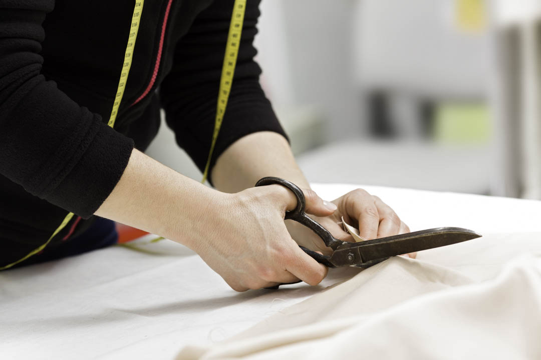 ClothingRework's tweet image. Whether changing the hem length or removing a seam, our experienced team will ensure you feel confident that you chose the right company. Visit our website for more information about our alteration services!
 
#AlterationService bit.ly/3nD0Y9R