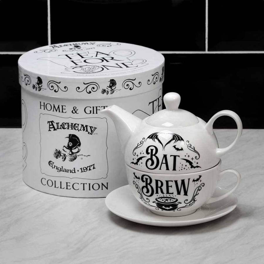 empitalia's tweet photo. Care Streghe e Maghi, oggi vi mostro un bellissimo set da tea realizzato in porcellana e composto da teiera, tazza e piattino. 🫖☕️
Vi piace? Lo potete acquistare QUI 👉 https://t.co/BaCYmynfoS

#alchemyengland #alchemygothic #goth #gothic #teatime #tealover #EMPitalia https://t.co/qJLJnLP8sG
