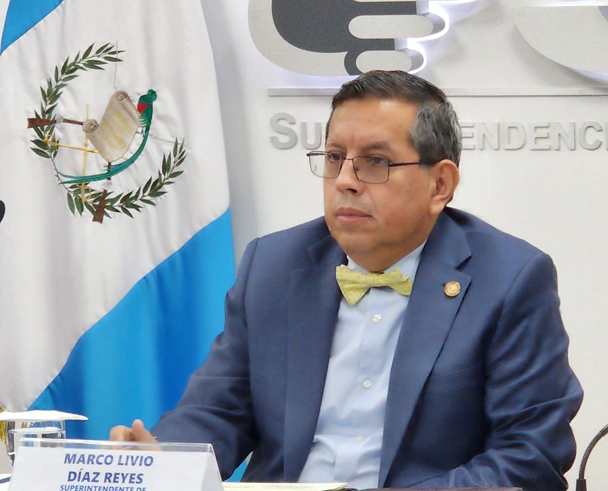 SATGT's tweet photo. En la actividad participan el Superintendente, Marco Livio Díaz Reyes; el Intendente de Aduanas, Werner Ovalle; el Intendente de Fiscalización, Oscar Hernández y los representantes de las 11 empresas socias de #CLADEC. https://t.co/hDmCU01ecF