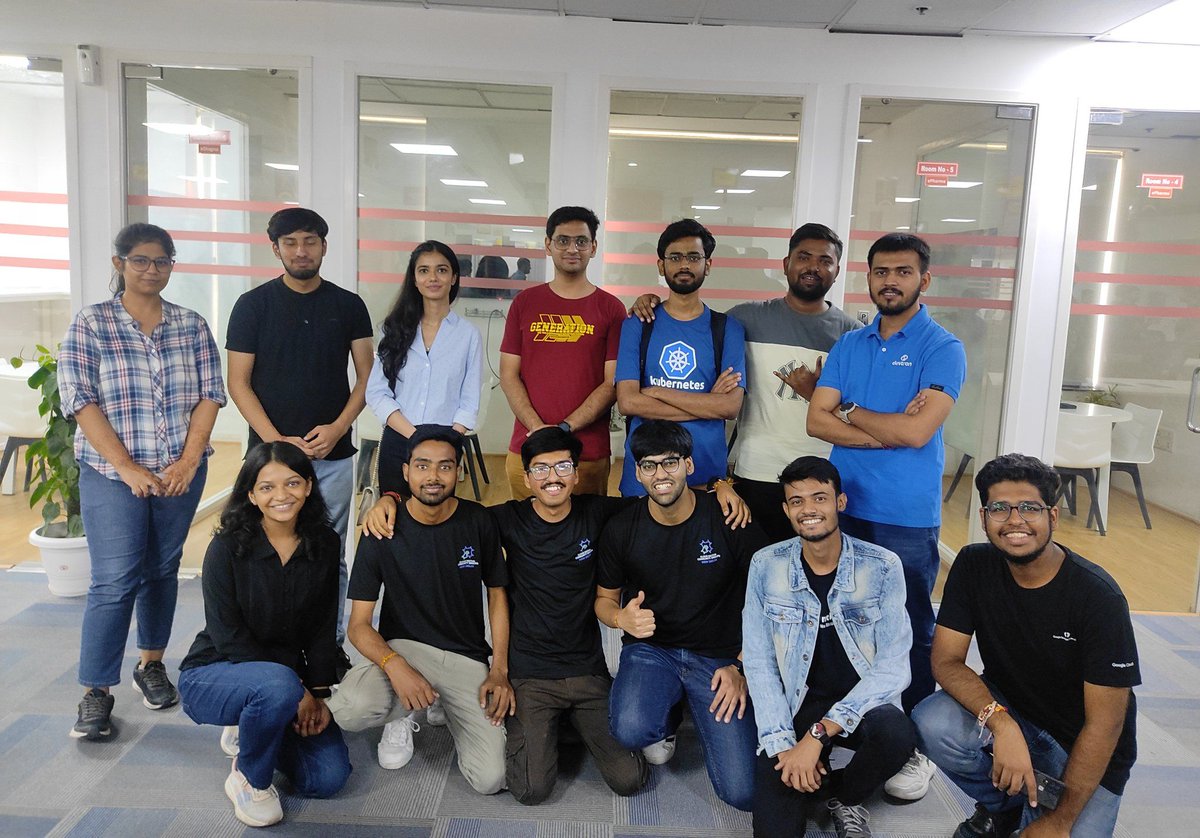 cncfnd's tweet photo. Thanks to everyone who showed up for our maiden offline event, making it a resounding success.💫
Your enthusiasm and active participation were the heart and soul of 'Kloud Karnival.'🙌🩷 https://t.co/psKtheiwxQ