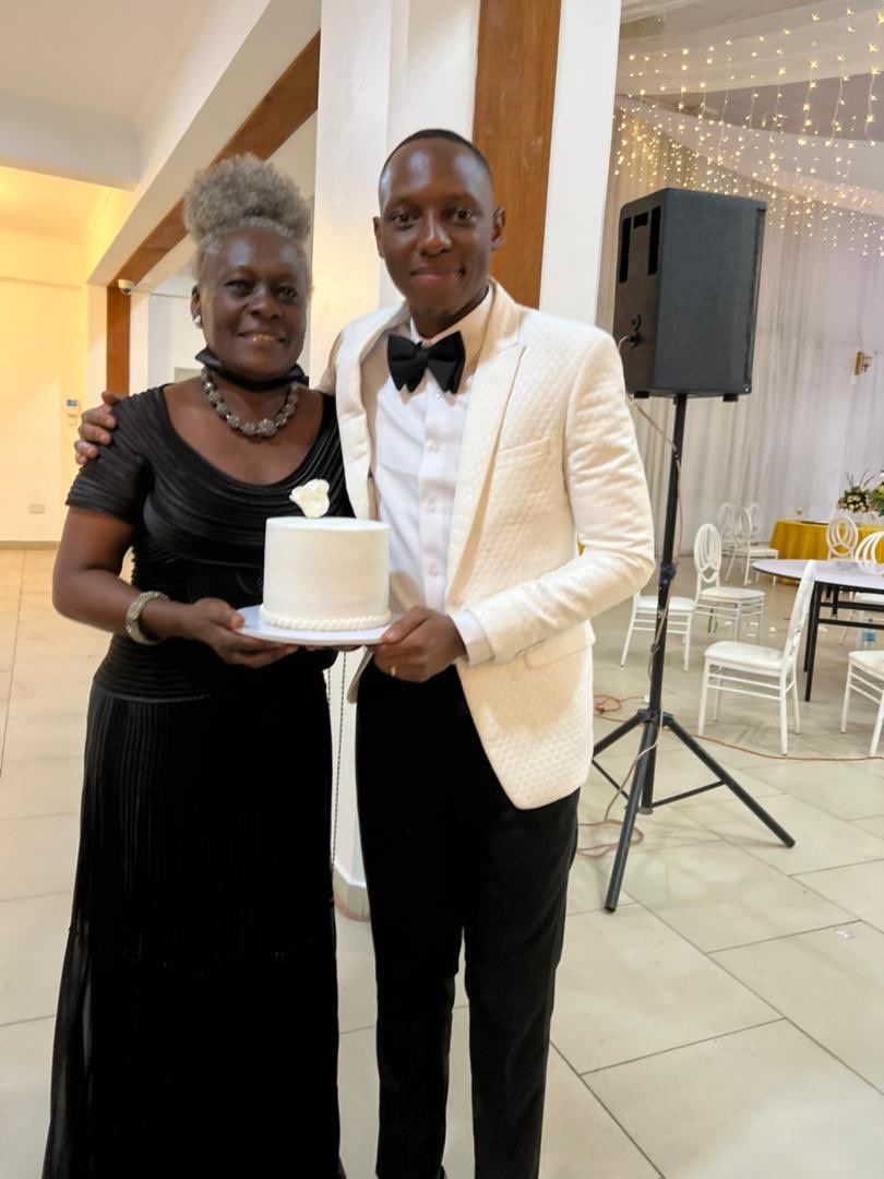 Our Master piece Suit tilored and crafted 🪡🧵 by ⁦<a href="/DeusDux/">Dux Deus Clothing 🇹🇿</a>⁩