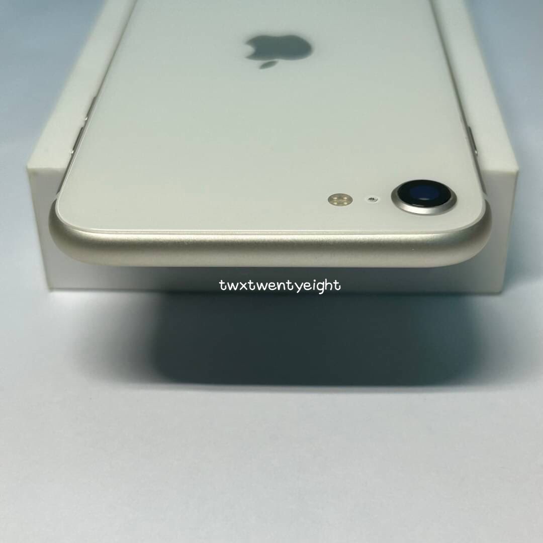 twxtwentyeight's tweet photo. 𓐇 🌷⊹🐻‍❄️IPhone Se3 256GB TH🚏˚ ༘ ﹆
𓏔 ราคา 10,900.-  ส่งฟรี🛵💨

𓊔 การใช้งานปกติ ปกศ. 13/03/67
𓊔 อุปกรณ์สายชาร์จ กล่อง แบต 96%✨

 #ไอโฟนbymm #ไอโฟนมือสอง #โทรศัพท์มือสอง #มือถือมือสอง #ไอโฟนมือ2 #ไอโฟนมือสองราคาถูก #โทรศัพท์มือ2 #ส่งต่อไอโฟน #ส่งต่อมือถือ #ไอโฟนSe3 https://t.co/4KOcwtSJpQ