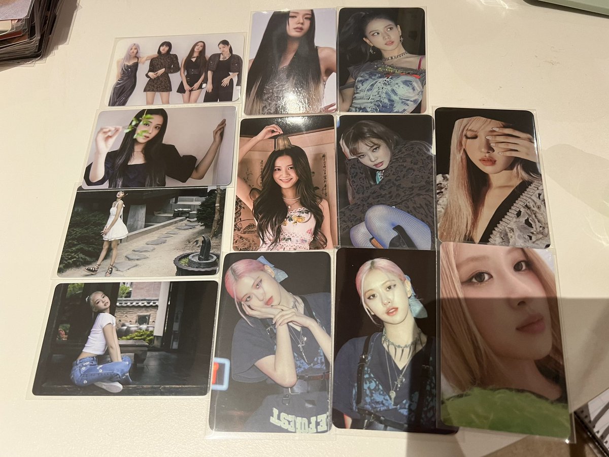 Molly_A3's tweet photo. Does anyone want to buy these pcs?
I want to sell. I'm in China.#BLACKPINK #SEVENTEEN #ตลาดนัดblackpink #ตลาดนัดseventeen #블랙핑크포카 #blackpink  pc https://t.co/lE0oJ34yTd