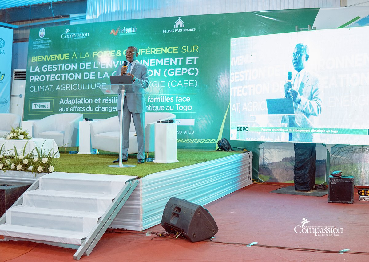 CompassionTg's tweet photo. Foire & Conférence sur la Gestion de l'Environnement et la Protection de la Création #GEPC - 1ère journée d'activités ! 📸✨
#Togo 🇹🇬 #TgTwittos https://t.co/gIEGjLamxG
