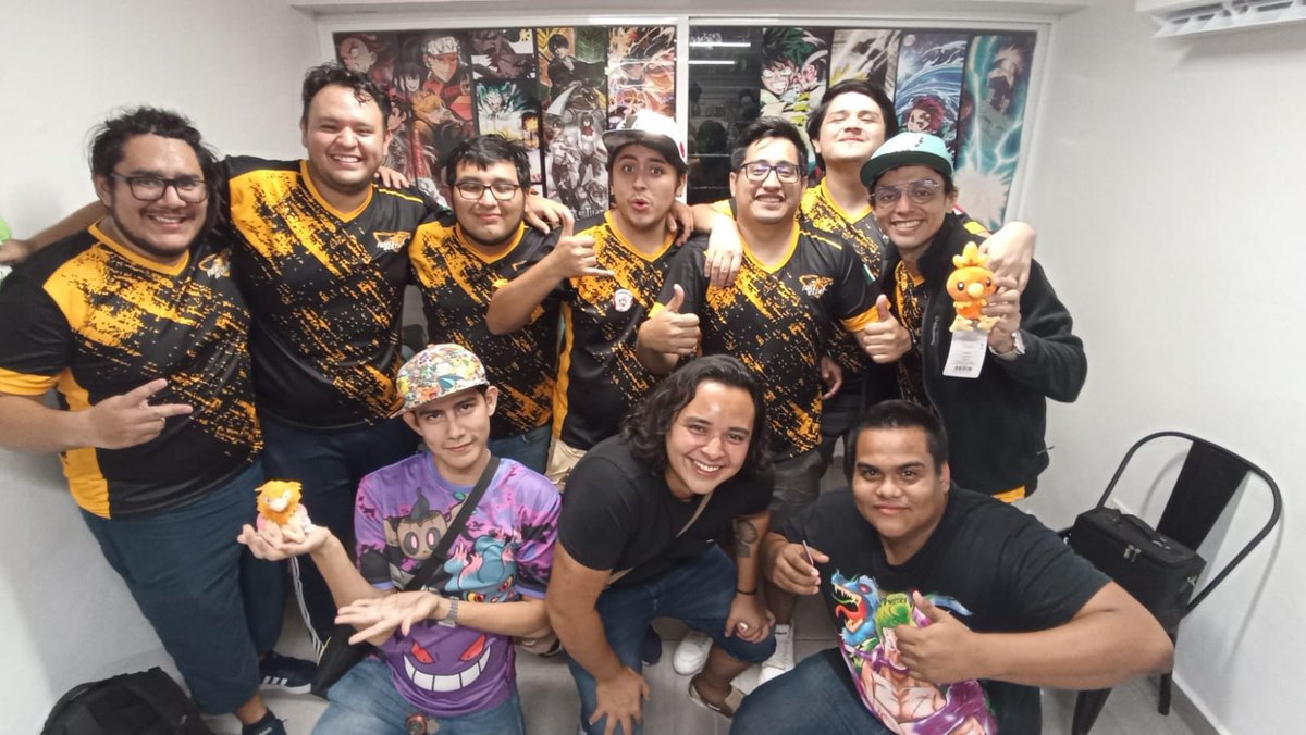 VicGar08's tweet photo. This Sunday I won the @PokeXOP League Cup in Cancun where 39 players participated. Garde is the goat!! (203/350)
Finally, thanks to @FierceDestiny for the trust and support and congratulations to my teammates Gabriel and Alex for their top 8.
 
#RoaringfortheGlory 🐆🐆🐆 https://t.co/UFgtE0gAZf