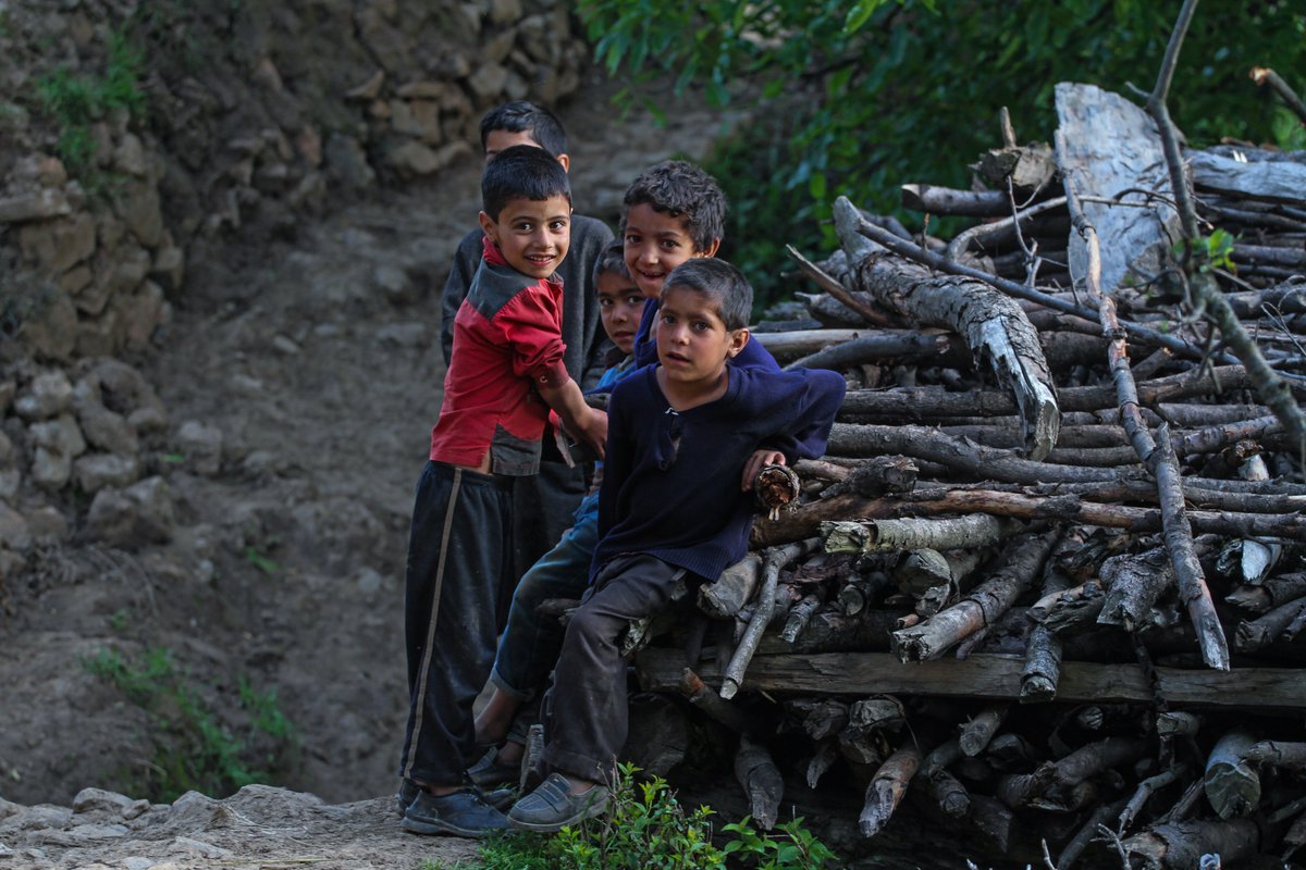 #lifestyle #villagelife #SouthKashmir #Kokernag #Kashmir #village #childhood #boys #friendship