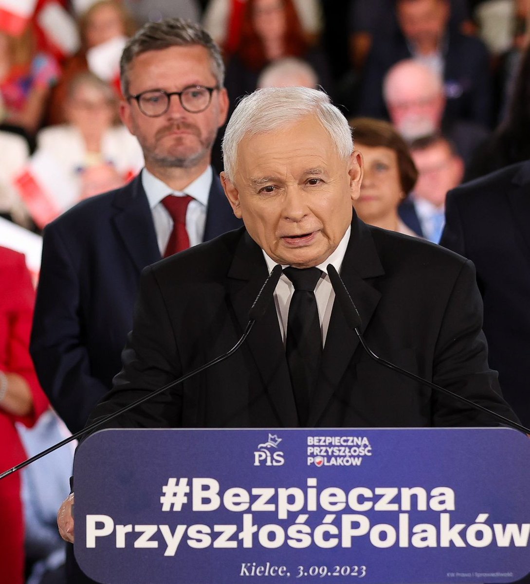 Startujemy! Mam zaszczyt i honor ubiegać się o mandat Posła na Sejm RP listy @pisorgpl z miejsca nr 7 👍 Na zdjęciu z naszym Liderem 👏