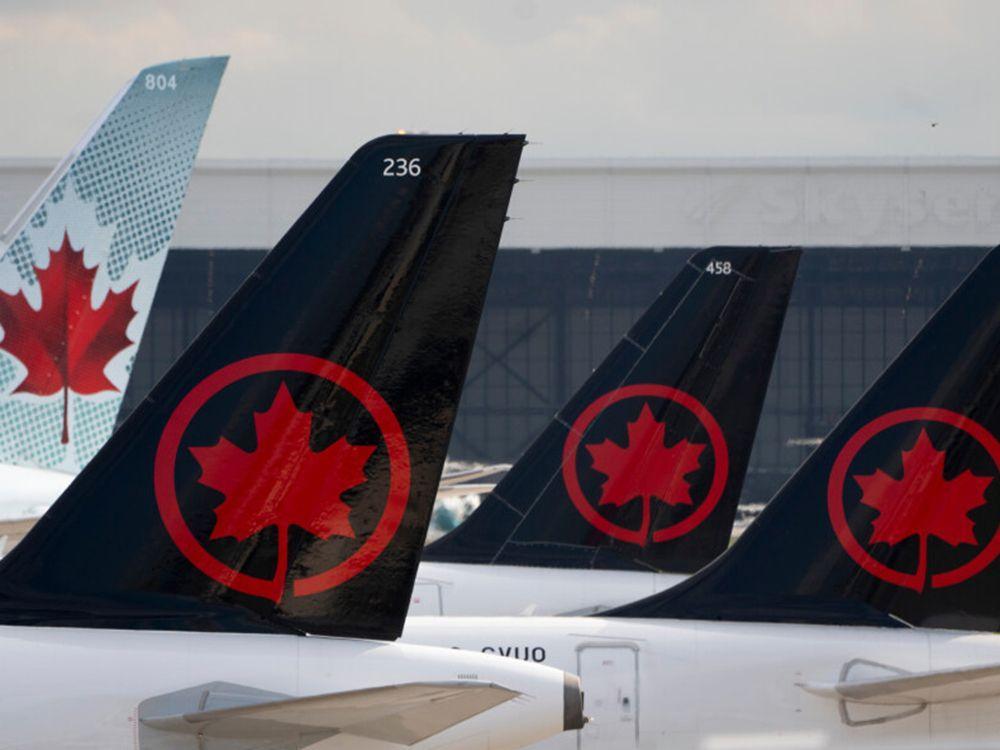 nationalpost's tweet photo. Air Canada apologizes after women kicked off flight for refusing vomit-covered seats https://t.co/5HlWh3l6yi https://t.co/CSApaZdTgX
