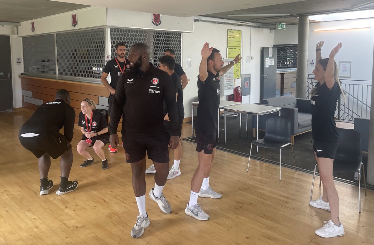 COACH CPD 

All of our football & sports development coaches attended a CPD session this morning around primary school PE delivery 

A great time to top up the knowledge ahead of the new academic year 

#CACTFSD ⚽️🔴⚪️ #PLPrimaryStars @PLCommunities