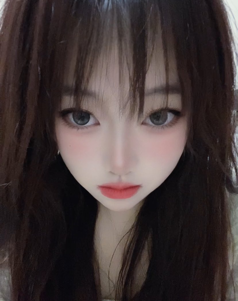 18379263wer's tweet photo. 活着好累 https://t.co/yldG65YTpf