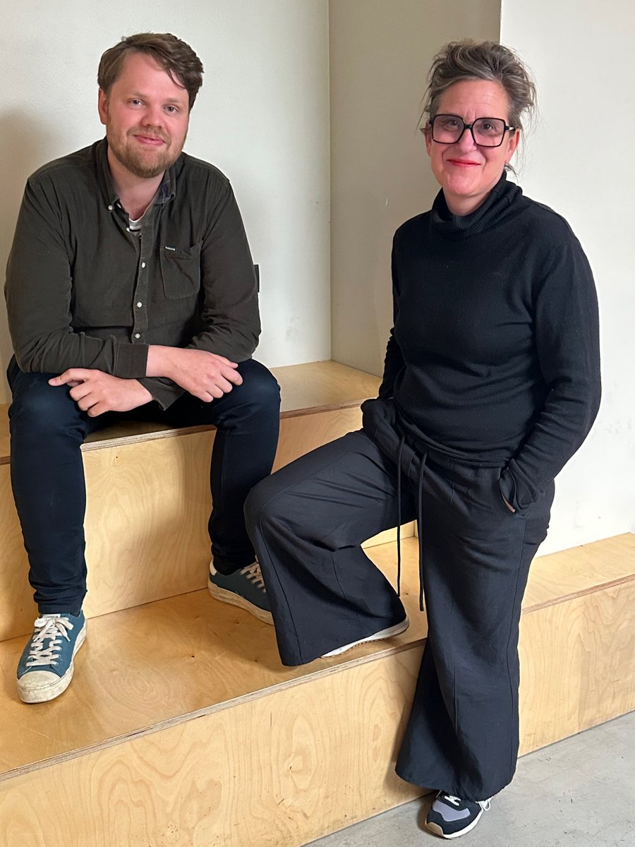 Benedikt og <a href="/unautgafuhus/">Una útgafuhús</a> renna saman undir nafni Benedikts. Guðrún Vilmundardóttir verður útgefandi og eigandi og Einar Kári Jóhannsson ritstjóri.

Útgáfurnar hafa dafnað vel hvor í sínu lagi en sjá með sameiningu fram á enn blómlegri tíma og stærri faðm fyrir fleiri höfunda.