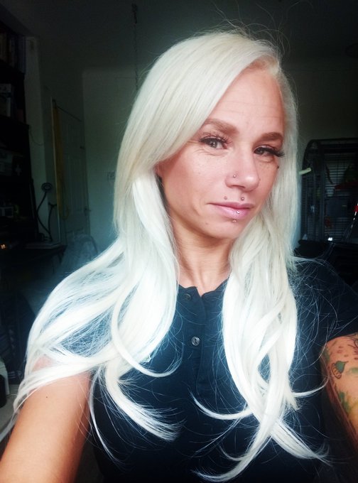 Not posted for a while... Just been busy growing delts and getting blonder... 🙂 #gains #blonde #fitness<a href="/tag/fitness"class="tags"><span>#fitness</span></a><a href="/tag/gains"class="tags"><span>#gains</span></a><a href="/tag/blonde"class="tags"><span>#blonde</span></a><a href="/tag/delts"class="tags"><span>#delts</span></a><a href="/tag/bouldershoulders"class="tags"><span>#bouldershoulders</span></a>