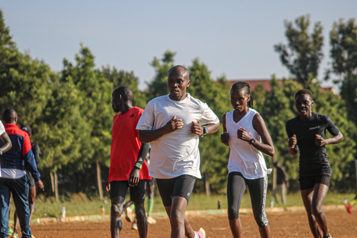 LagatJustin's tweet image. Doing some pacing work today at the track. Thanks for the pictures @AlexKariankei #marathon #Marathontraining #keepingfit