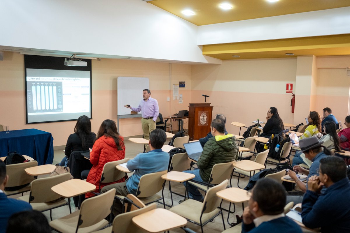 utplinvestiga's tweet photo. 3⃣0⃣investigadores de la @utpl fortalecen sus habilidades en #PropiedadIntelectual con @CEDIAec .
La PI impulsa la innovación y protege ideas creativas. Orgullosos de nuestro equipo. 💪🏻 #UTPLInvestiga 🚀 https://t.co/tG8sctgnAw