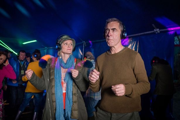 ColdfeetNo1fan's tweet photo. Sailing through the latest #coldfeettv.
Over at Delamere forest for the festival scenes.
Silent disco and David getting high π€£ it's been epic πππΊ https://t.co/eUz4FzdUMl