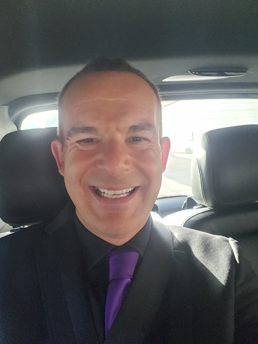 Martin Lewis tweet media