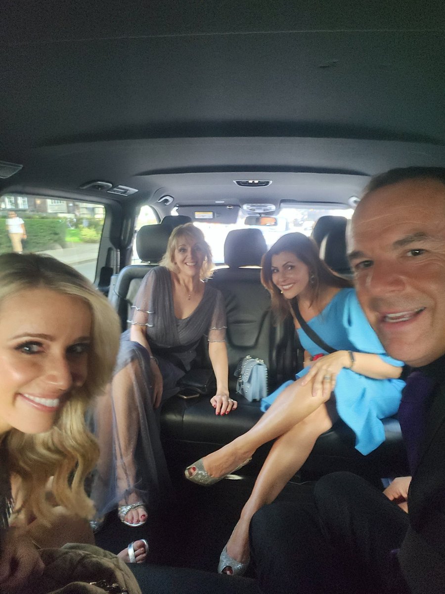 Martin Lewis tweet media