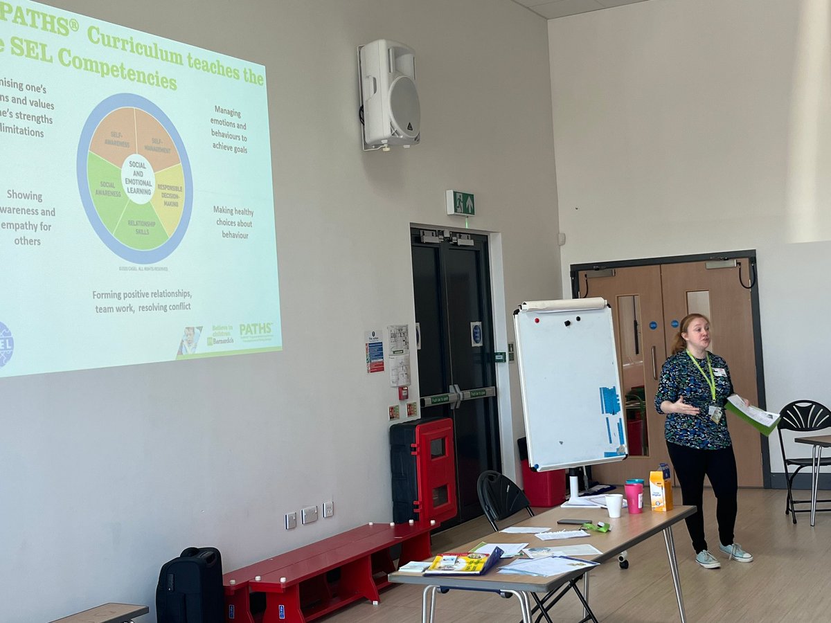 @Katrinamcgov and @A_Rigby_G had a great day delivering Day 1 #UKPATHS training to @NewhallPrimary in Essex. A lovely enthusiastic group who are raring to go!