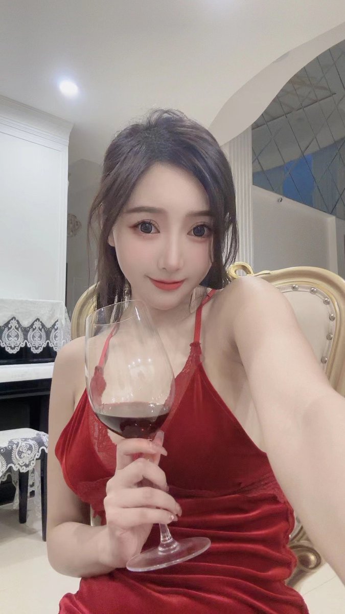 小酌一下🍷～

#王馨瑶
#gymgirl 
#workout 
#photo 
#model 
#explore 
#amzing 
#beautifuldestinations https://t.co/ovAhfpMAML