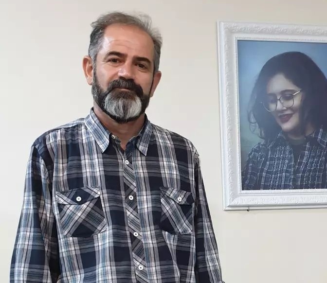 Realneo101's tweet photo. پدر #مهسا_امینی اعلام کرد که برای ژینای ایران سالگرد خواهیم گرفت. https://t.co/7Q76gnYnls