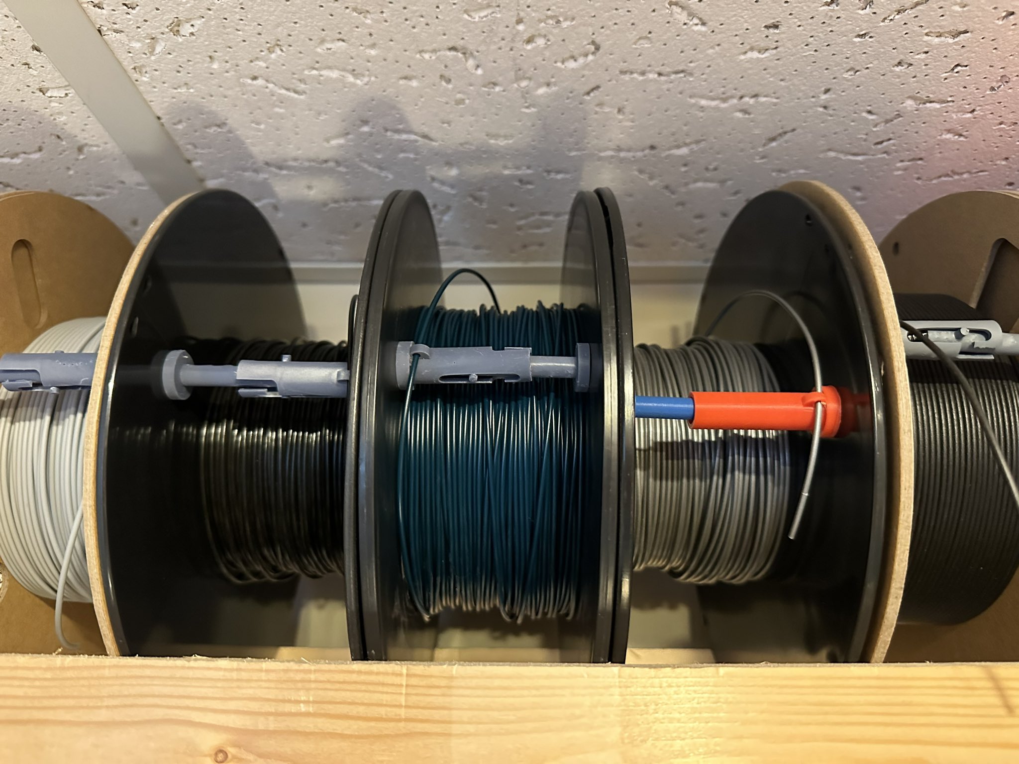 Brian Ibbott on X: Hate broken filament when you're trying to