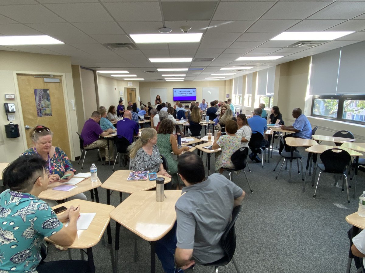 stedmundprep's tweet image. Another day one for the faculty and staff of St. Edmund Prep! Some new faces, new ideas, and new challenges ahead but as always, the same mission! Please pray for our staff as we begin the new academic year! #BoldLearning #UncommonLeaders #SEPFamily