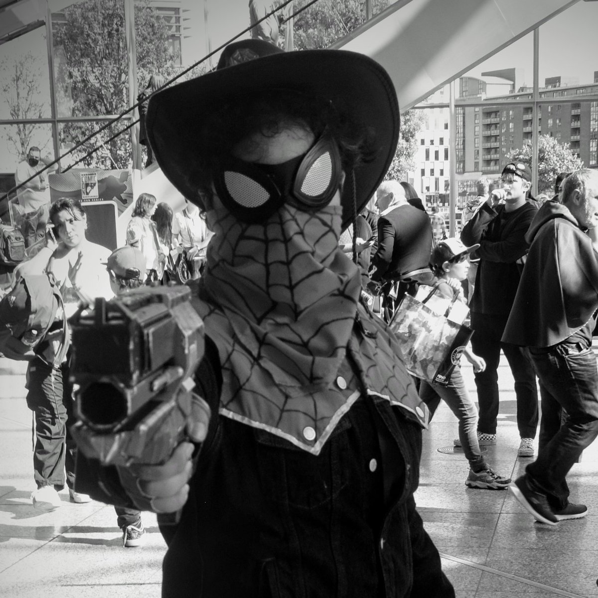CoreyGrehanPG's tweet photo. this is one web singer you do not want to mess with
#spiderverse #webslinger #spiderman #spidermancosplay #irishcosplay #portraitphotography #cosplay_photography #irishcosplayphotographers #cosplayportrait #spiderversecosplay https://t.co/fFQVwpFesj