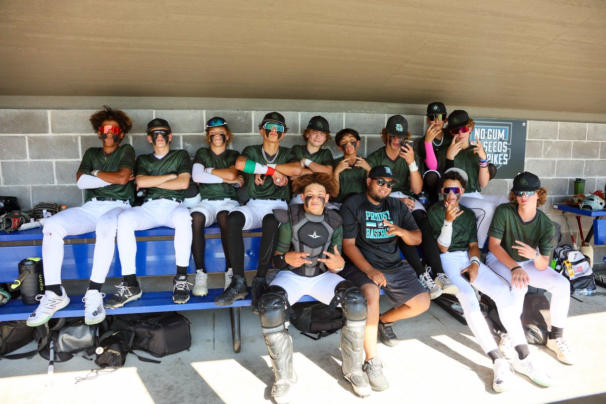 PBR KC Labor Day Classic Champions
PRODIGY CISNEROS
The boys has a great weekend, going 5-0, scoring 56 runs and only allowing 2. Congratulations Prodigy!!