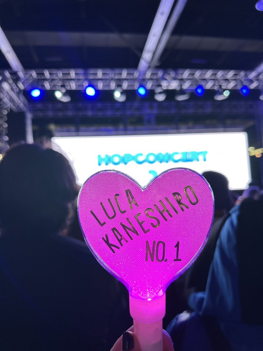ChuW's tweet photo. My kami oshi is the best 😭😭😭 
Thank you Boss, thank you! 
#LucaKaneshiro #ANIMEImpulseOC2023 #AnimeImpulseOSHI #HOPCONcert2 https://t.co/gsAOq5WYNg
