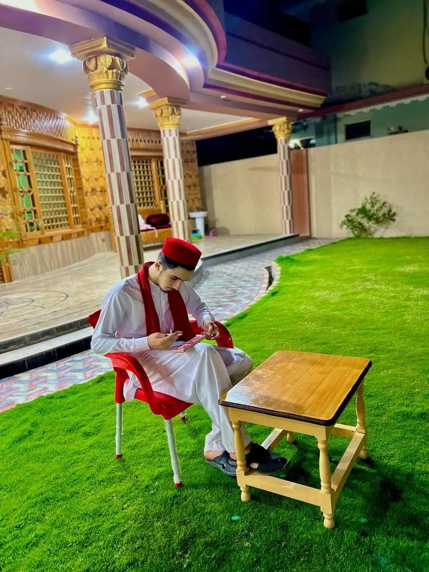 mashalKnazarabd's tweet photo. Da Awami National party Da member ship da caduno pa dakawalu pa muqaa...🚩
#voteforawaminationalparty
#voteforANP https://t.co/CREStFdrle