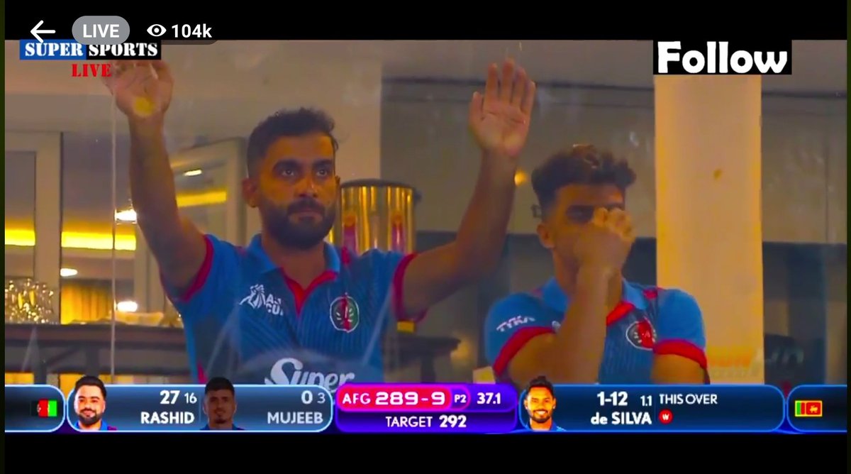IamNava21's tweet photo. @rashidkhan_19  champ don't deserve this 😶 . 
Very close 
#AFGvsSL https://t.co/TsrPA53bBl
