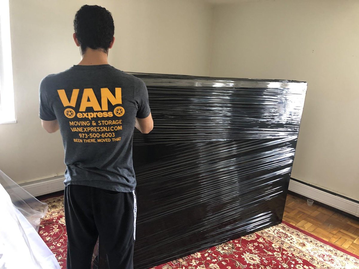 vanexpressnj's tweet image. Considering a move to Woodland Park, NJ? Discover why this charming town could be your perfect new home in our latest blog! From neighborhood highlights to local amenities, we've got you covered.

vanexpressnj.com/moving-and-liv…

#vanexpressmovers #woodlandpark #movingadvice