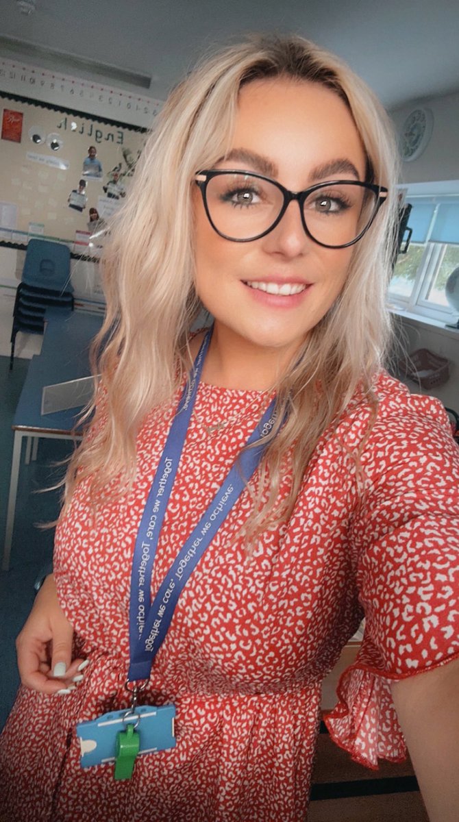 missrteach6's tweet photo. First day back with my new Y6s! 📚
8th year of teaching… sorry what?! 🤯 

How was everyone’s day been?! https://t.co/lmtCWVBoSB