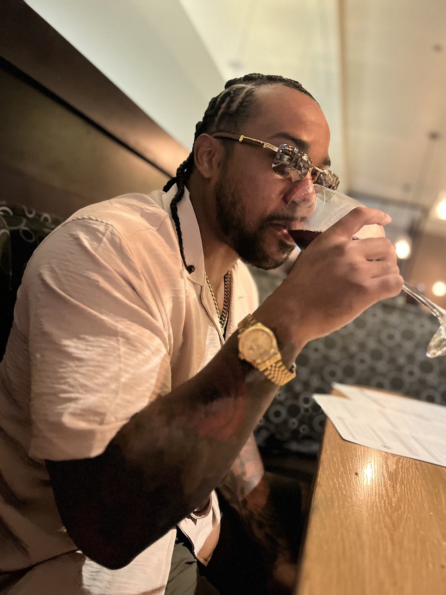 cartiercal1's tweet photo. Red wine sipper https://t.co/L0b5h1l7pC