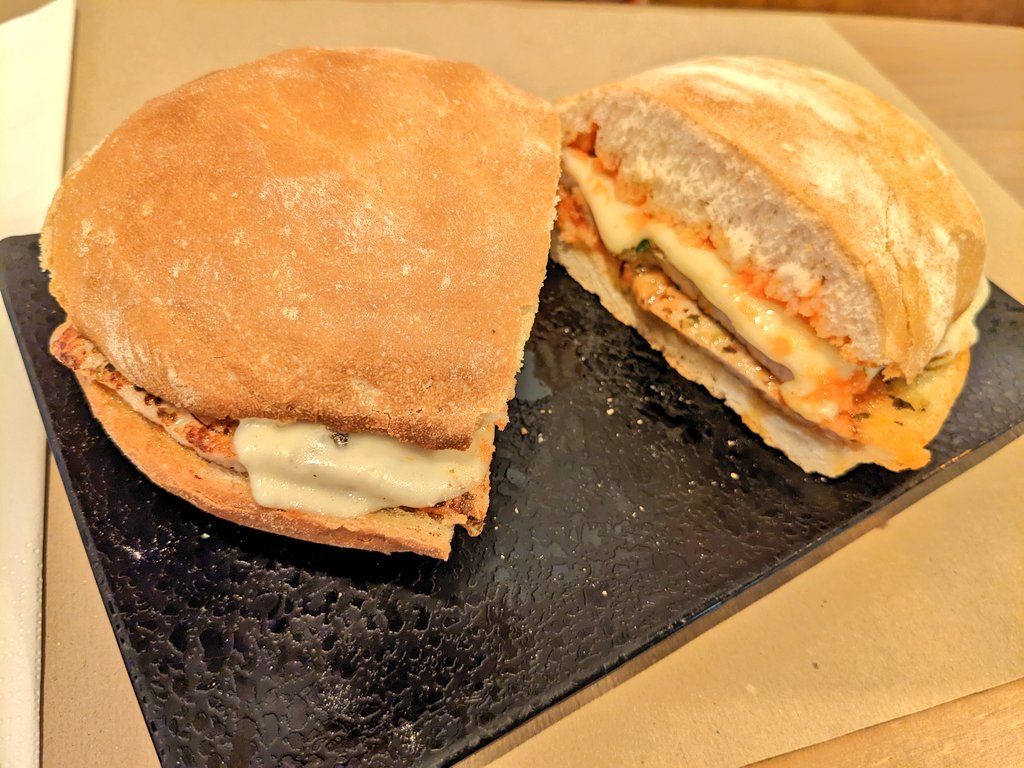 ChavoGnuGrowers's tweet photo. Doing my part.

#VeganFriendly #EatingBugs https://t.co/6iT86NzKSJ