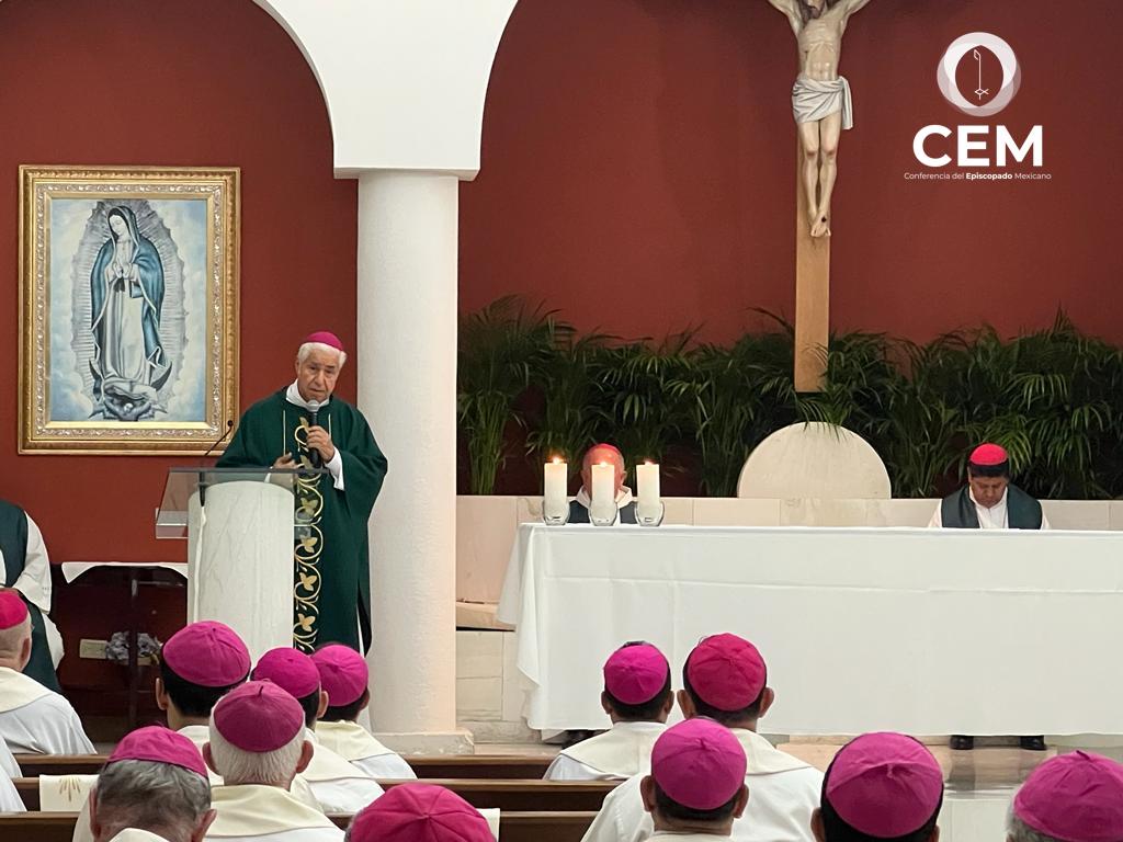 IglesiaMexico's tweet photo. Los Obispos de México se encuentran en "Formación Permanente" en Monterrey, analizando los desafíos actuales que enfrenta la iglesia y el cómo pueden responder de manera efectiva, tomando en cuenta los cambios socioculturales, las necesidades pastorales y las demandas pastorales. https://t.co/9JiaR4ZKiQ