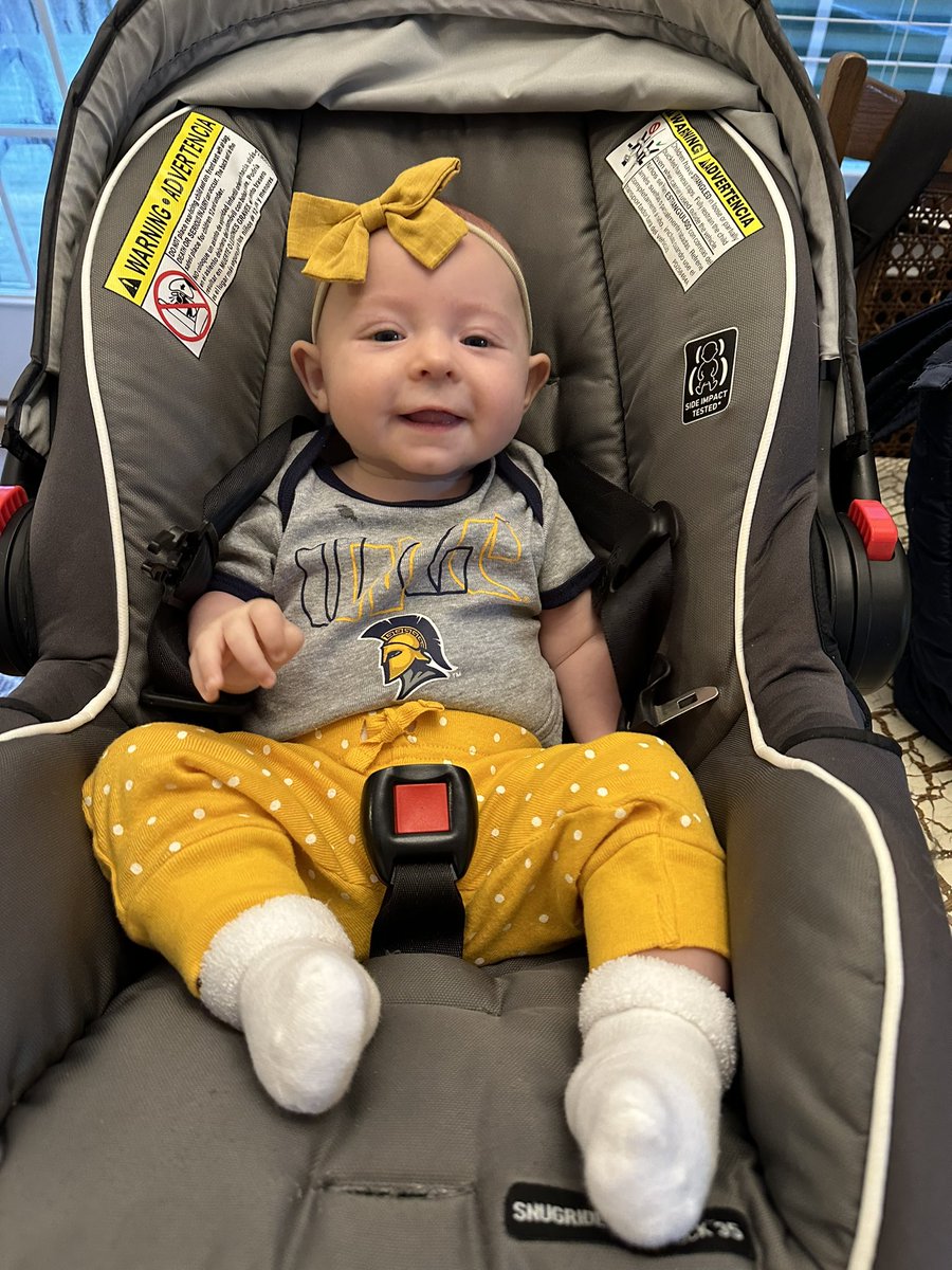 Rachel160A's tweet photo. How cute is my tiny @UNCG Spartan? #LetsGoG #BabyV #OOTD https://t.co/fxZZBDdn8T