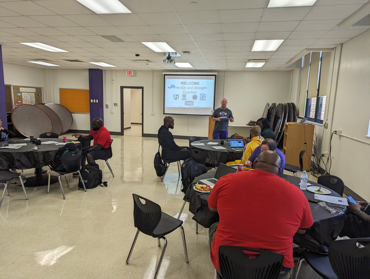 coachhicks_'s tweet image. It was awesome hosting our IPS ADs  &amp;amp; Strength and Conditioning Coaches... Thanks again for all you do!💪 @GWContinentals
@IPSAthletics

Diversity🏐
Opportunity🏀
Achievement ⚾