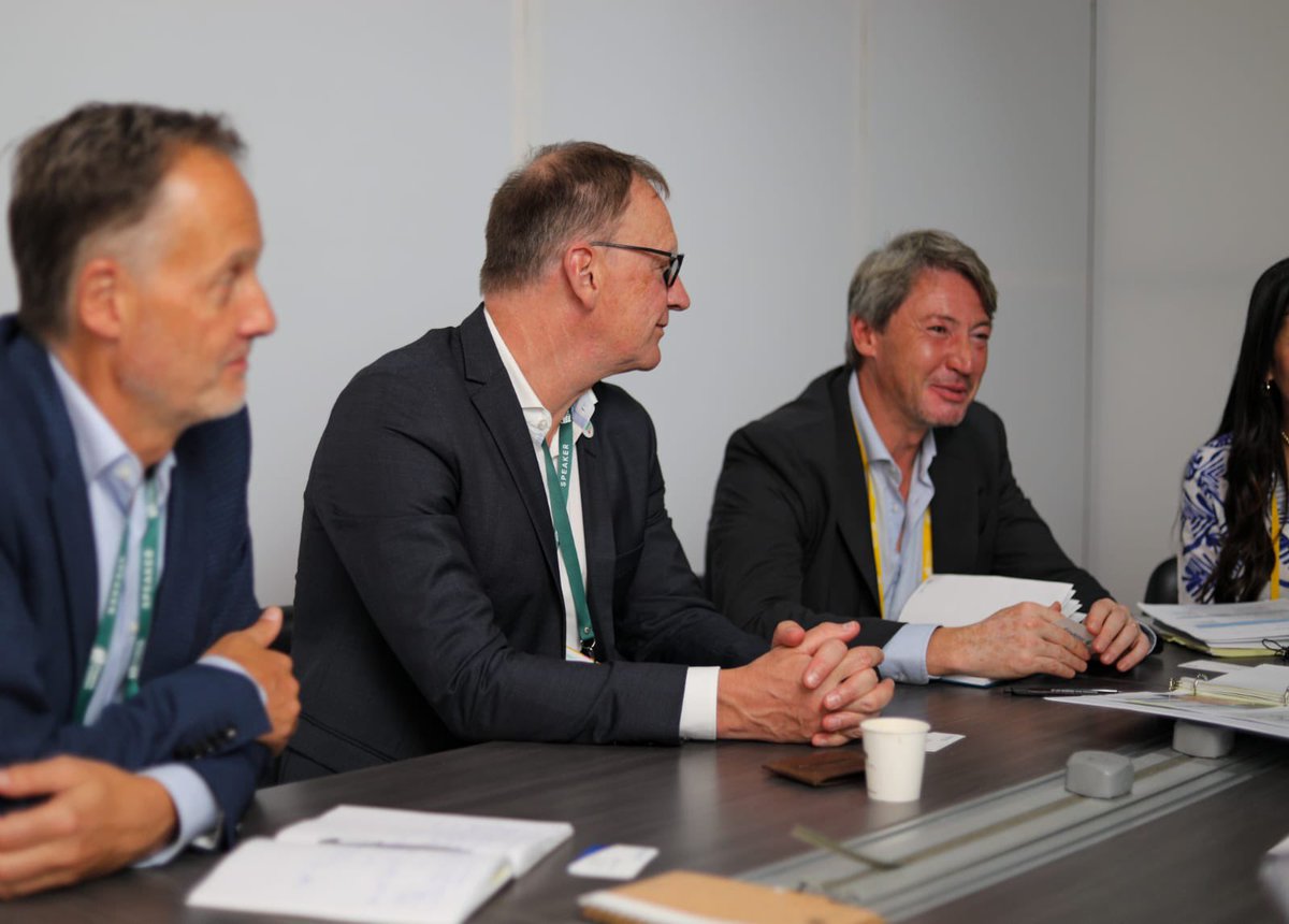 Compartimos la estrategia de Transformando Regiones con el Banco de Desarrollo Alemán KFW, en donde los nuevos mandatarios podrán conocer de primera mano los aliados que estarán listos para apoyarlos durante sus administraciones.

<a href="/KfW_FZ_int/">KfW Development Bank</a> <a href="/KfW/">KfW Bankengruppe</a> <a href="/Findeter/">Findeter Colombia</a> <a href="/ricardobonillag/">Ricardo Bonilla</a>