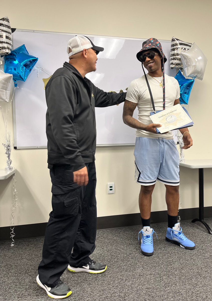 SJCProbation's tweet photo. Our Day Reporting Center (DRC) Unit hosted their Summer 2023 Graduation. According to Probation Unit Supervisor, Daniel Ochoa, “The DRC program has tough guidelines, and these gentlemen accepted the challenge head on. Completing DRC is no small feat.”Congratulations to the grads! https://t.co/N2MV05yFmN