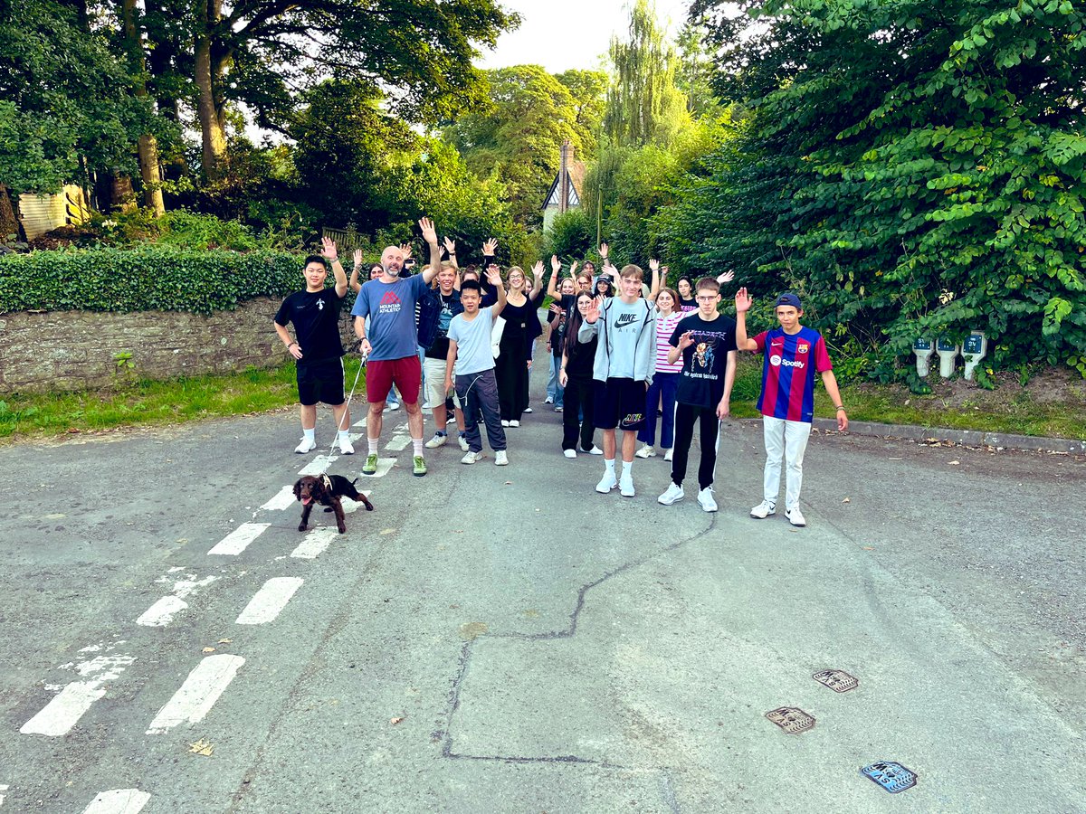 Bedstone College tweet media