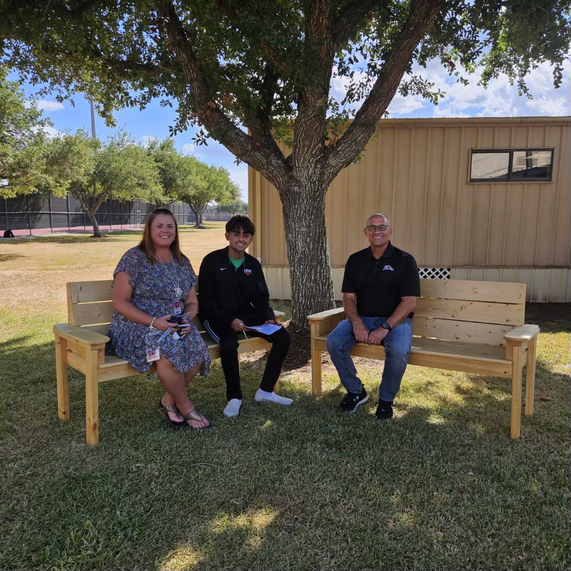 EHS_Knightswire's tweet photo. Thank you to senior Zoraiz for donating the beautiful benches he made for his Eagle Scout project to our campus!  Excellent craftsmanship! You are a true example of a NOBLE Knight! #Knightlife https://t.co/94thtSQyYf