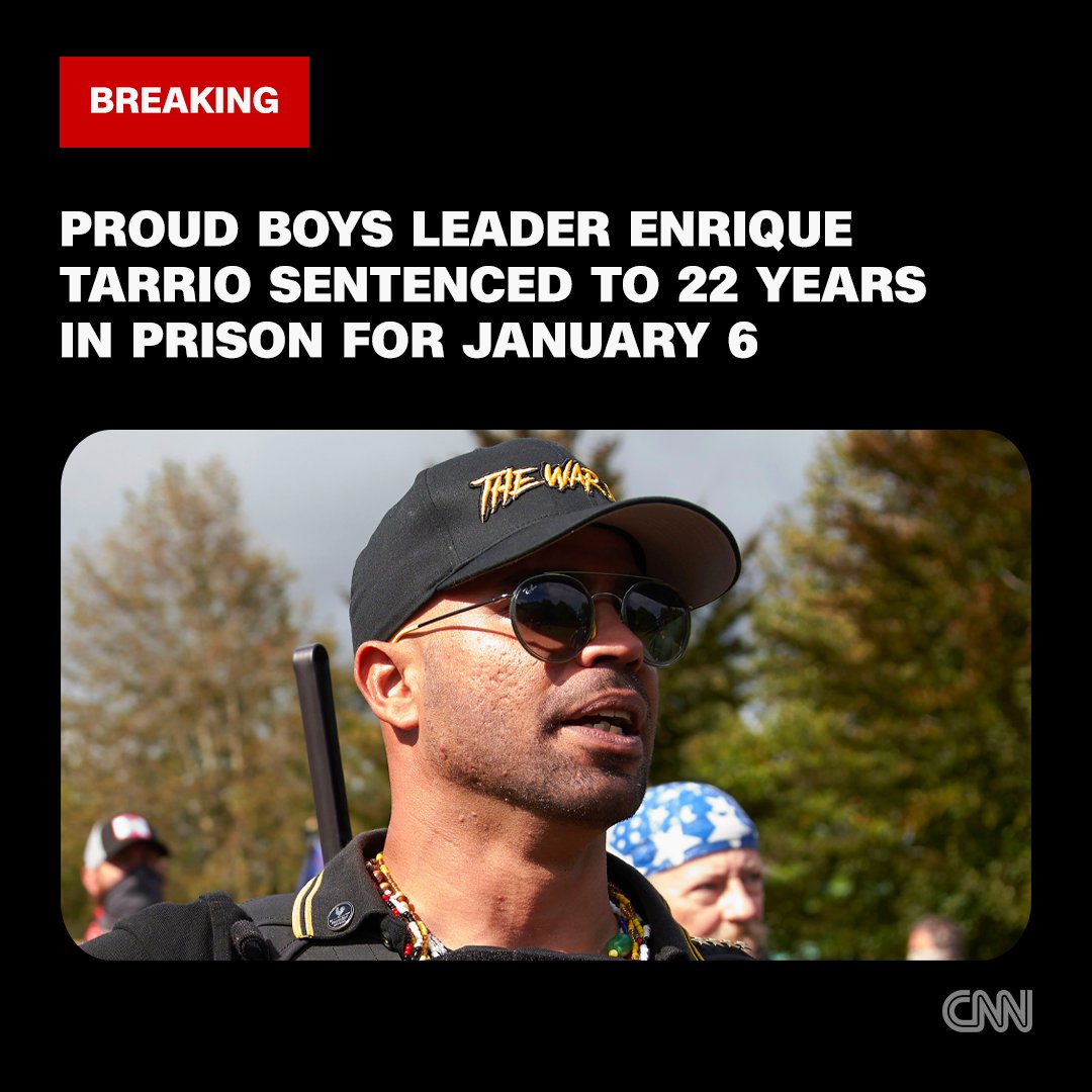 CNN tweet media