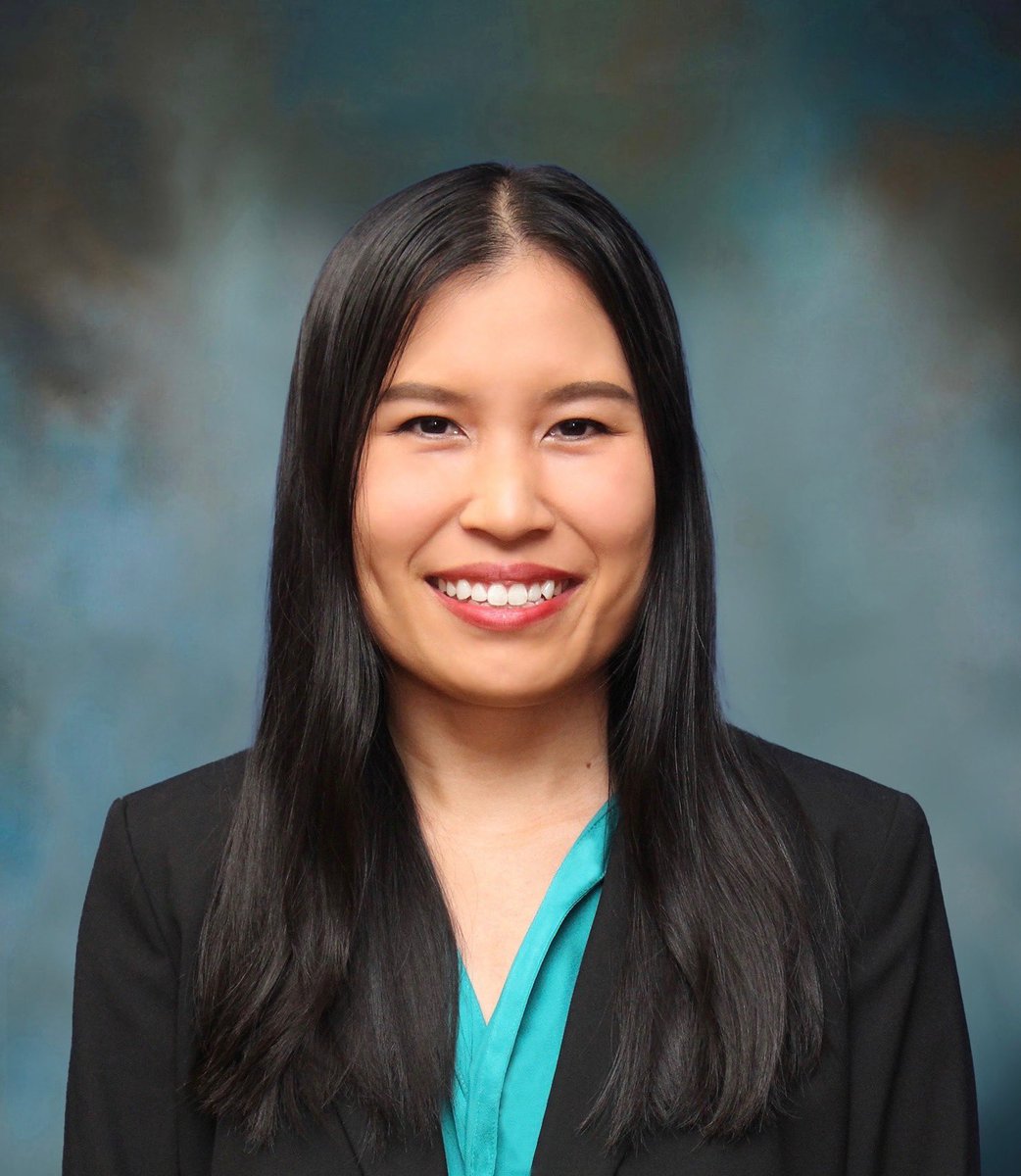 Hi #MedTwitter! I’m an MS4 at UTMB applying #Psychiatry for #Match2024!

I am passionate about CAP, community psychiatry, public health, &amp; mentorship!

I love to play piano🎹 make acoustic covers🎶 write poetry✍🏽 &amp; dance (mostly salsa &amp; swing)💃🏻 

Excited to connect with you all!