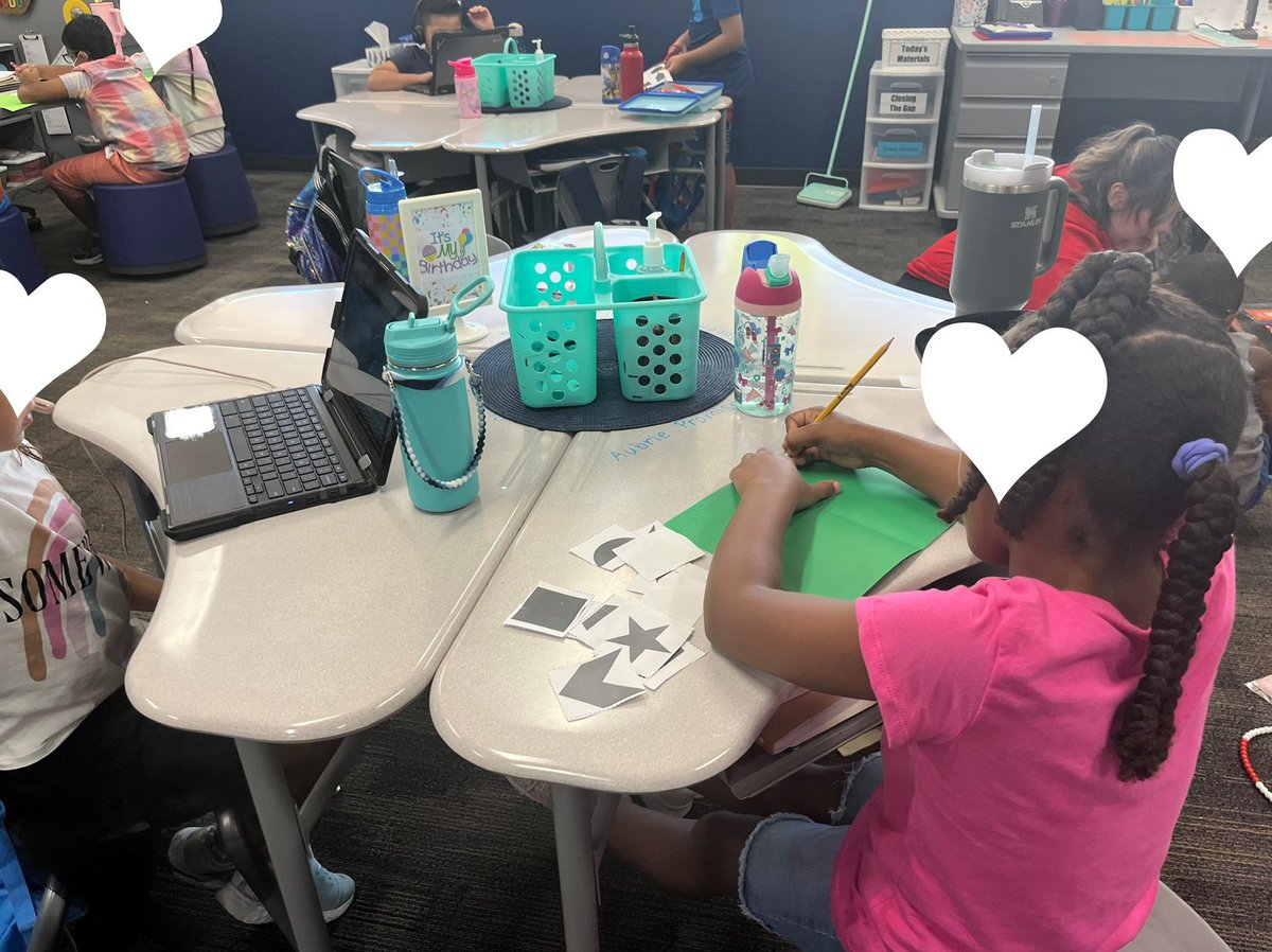 mrscoddsclass's tweet image. Math stations in full force today! 🎉 #secondgrademath