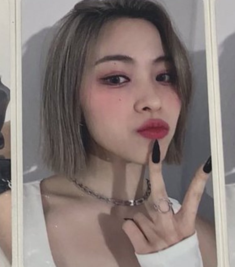 slt4twice's tweet photo. Hepsini 600e  satiyorum odemwyi taksitli yapabilirsiniz 😭 @ItzyTakas @itzyselltr @ItzySat @ggtakassatis @kpoppcsatis @peacrry @trpctakas https://t.co/klisnPHWWp