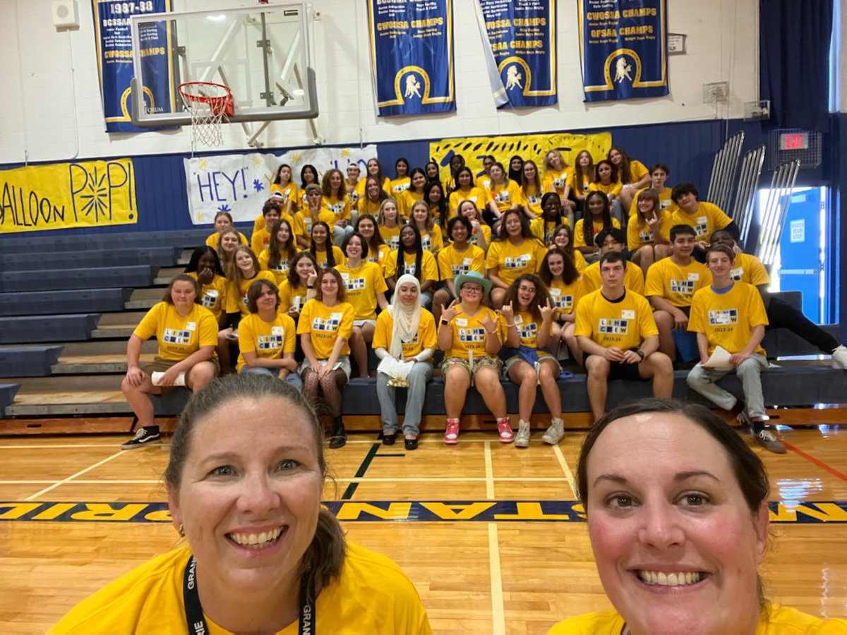 steve_burroughs's tweet photo. Welcome back Mustangs! 
A huge shout out to our Link Crew for helping our new Grade 9 students transition to high school! Leaders like you build our leaders for the future!
#mustangpride 🐴💙💛@BCIVS @GEDSB https://t.co/GBgFZeynoD