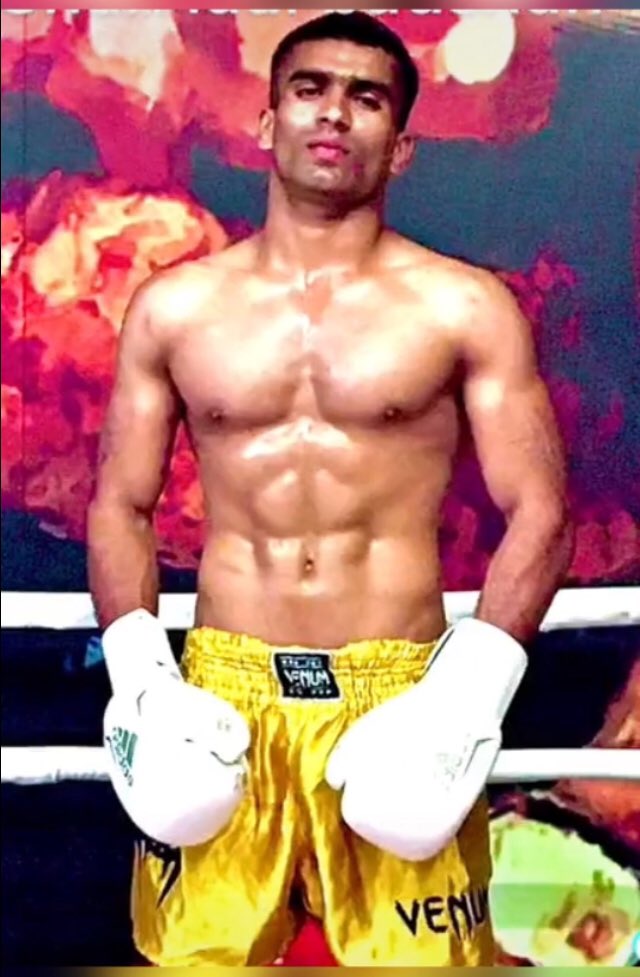 ChanLaalBadshah's tweet image. #chanlaalbadshah #monster #boxingfighter #xapp