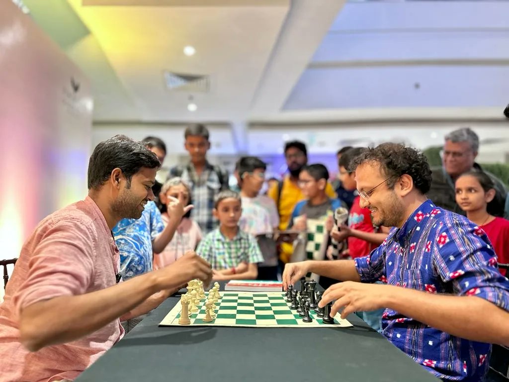 CHESS BASE INDIA - Chess Club